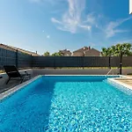 Lovely Apartment In Zadar