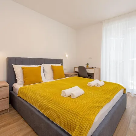 Apartment Lovely Apartment In Zadar *